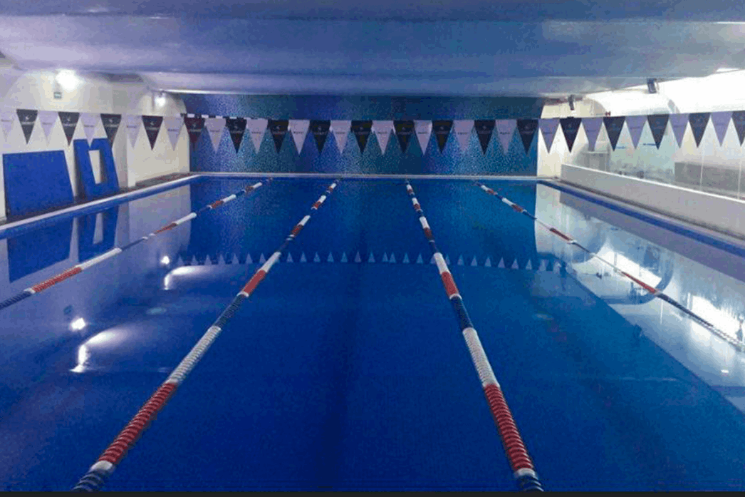 ESCUELA DE NATACIÓN Del Valle